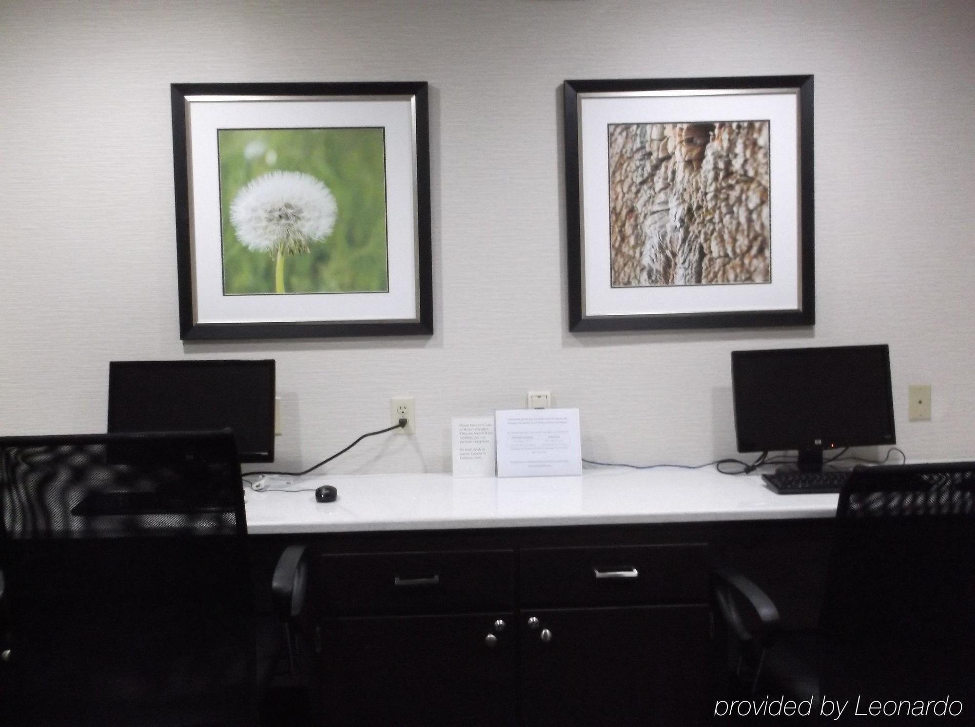 Holiday Inn Express Hotel & Suites Bentonville By Ihg Ngoại thất bức ảnh